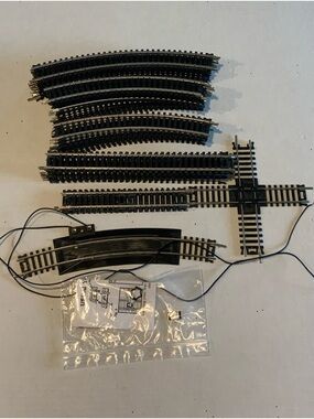 Life Like Power Loc HO Scale Black Train Track 44 Pieces Assorted